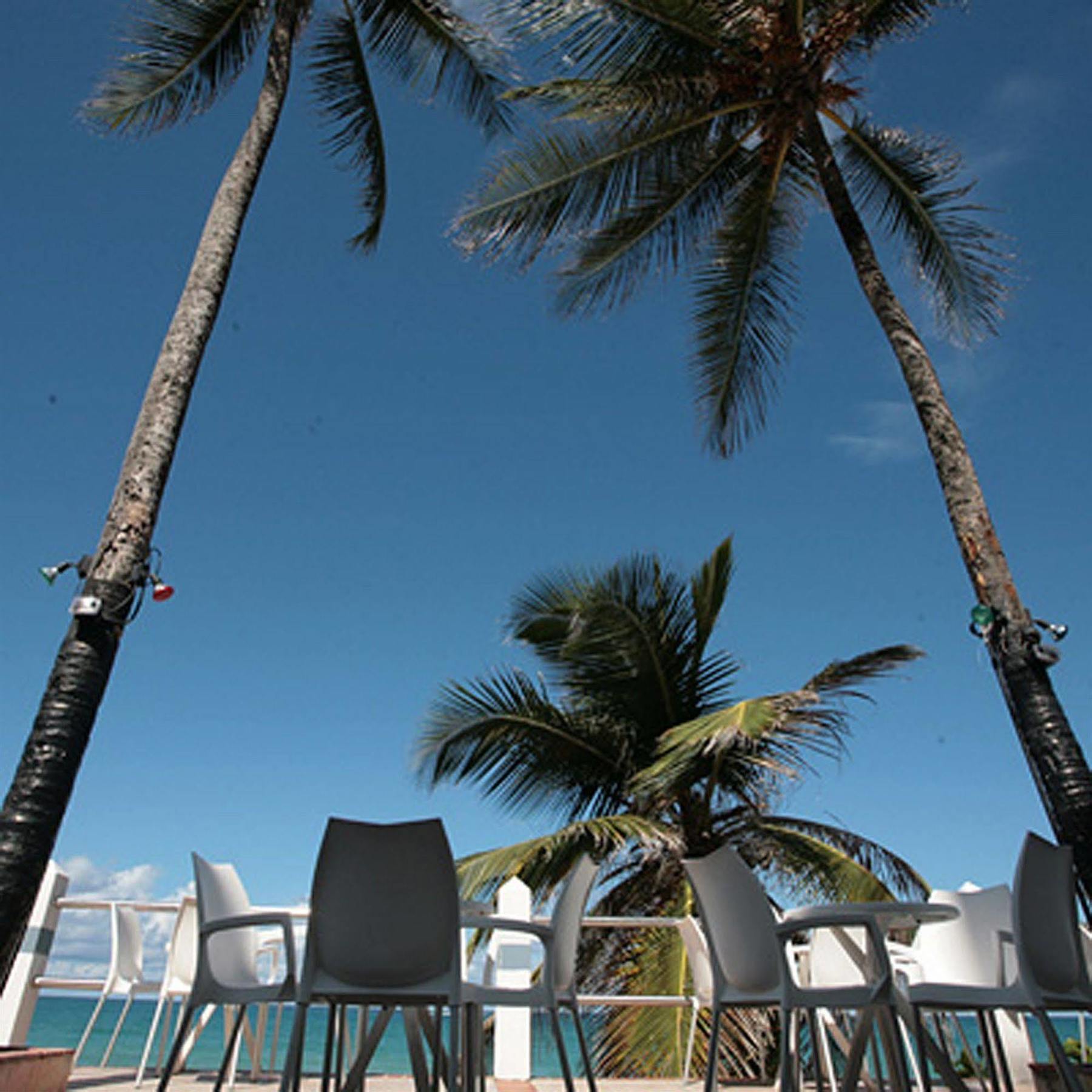 The Tryst Beachfront Hotel San Juan Restauracja zdjęcie